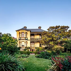 the-corinda-collection-hobart.top-hotels-hobart.com/