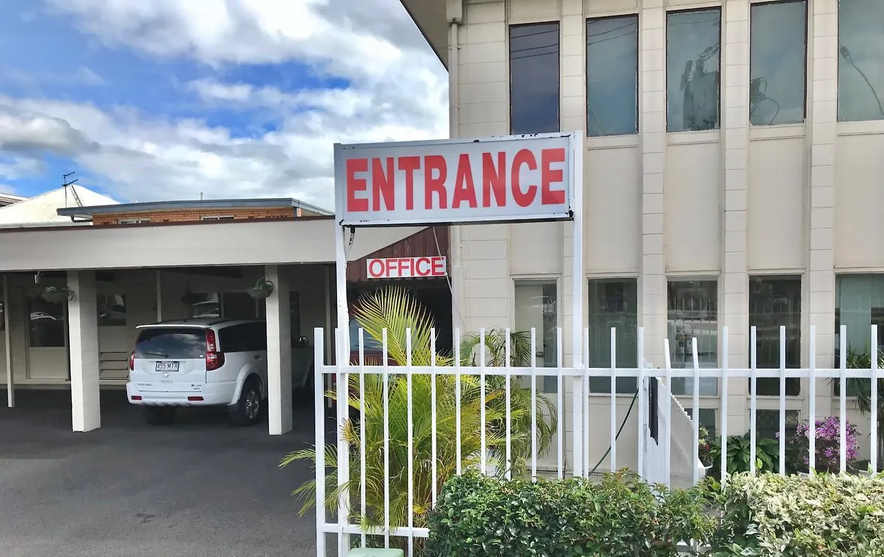 Cairns Motor Inn Motel